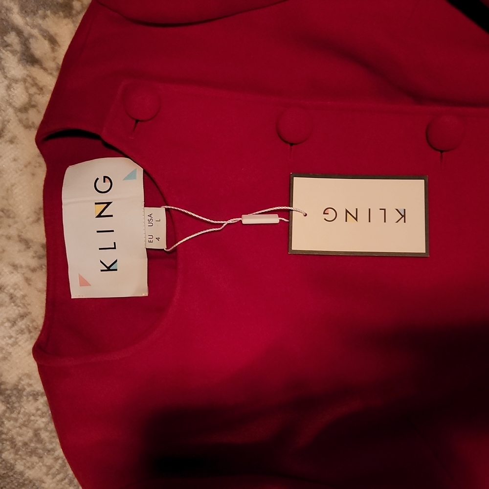 Red coat - Picture 3 of 12